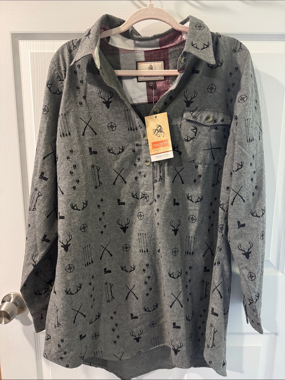 Legendary Whitetails Gray Printed Tunic Top